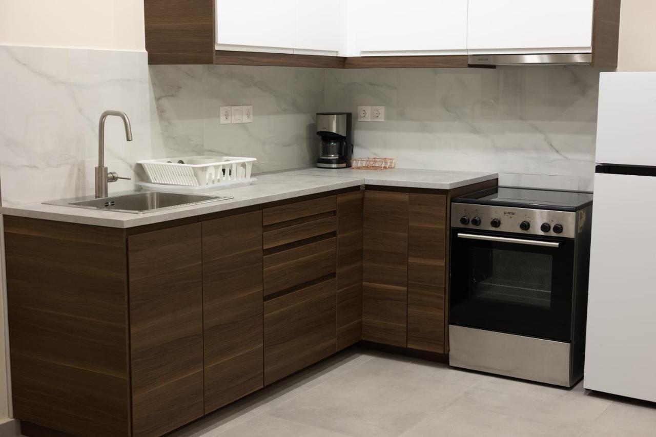 Agia Marina Adriana Apartment מראה חיצוני תמונה