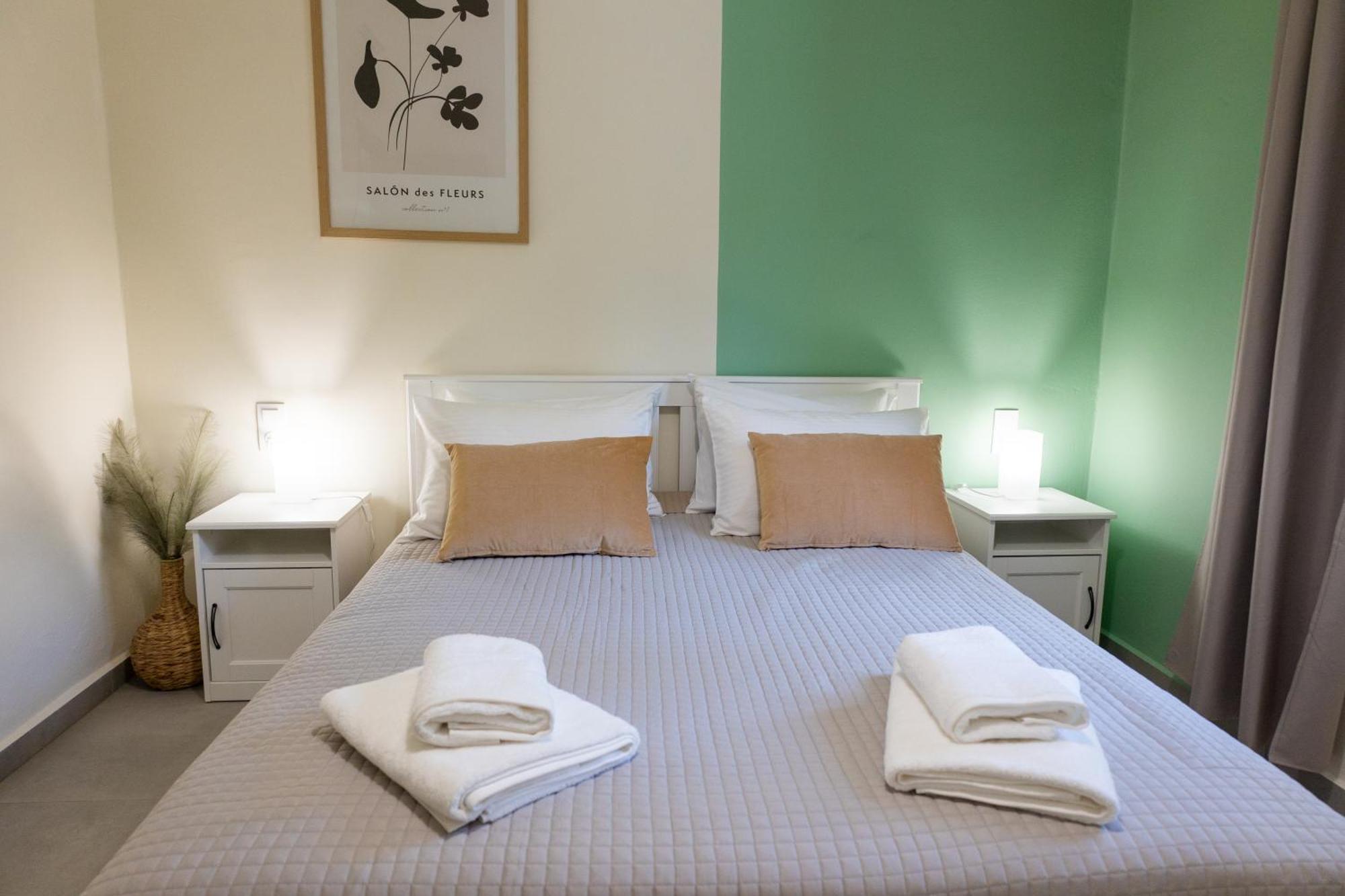 Agia Marina Adriana Apartment מראה חיצוני תמונה